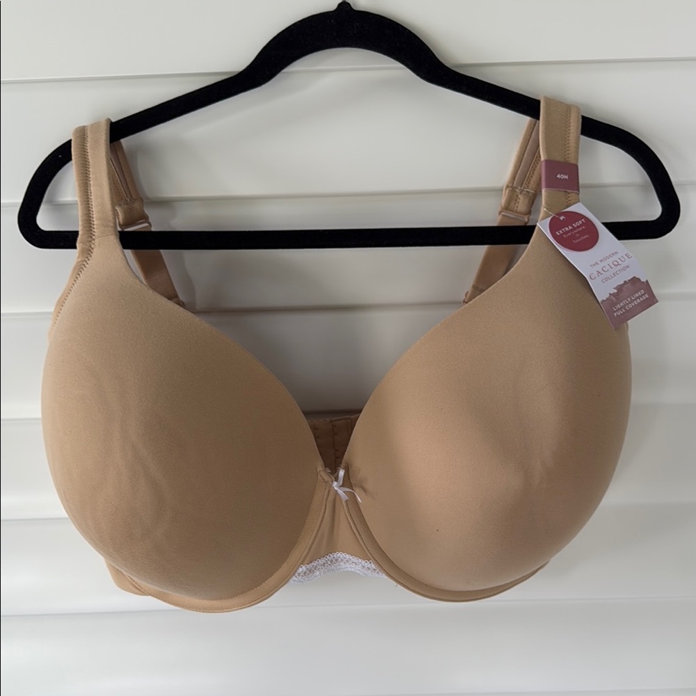 Cacique Women's   Modern‎ collection lightly lined Full coverage Tan Bra Sz 40H